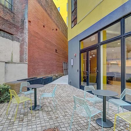 Frontdesk The Glenwood Apts Brewerytown Philadelphia 아파트 외부 사진