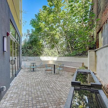 Frontdesk The Glenwood Apts Brewerytown Philadelphia 아파트 외부 사진