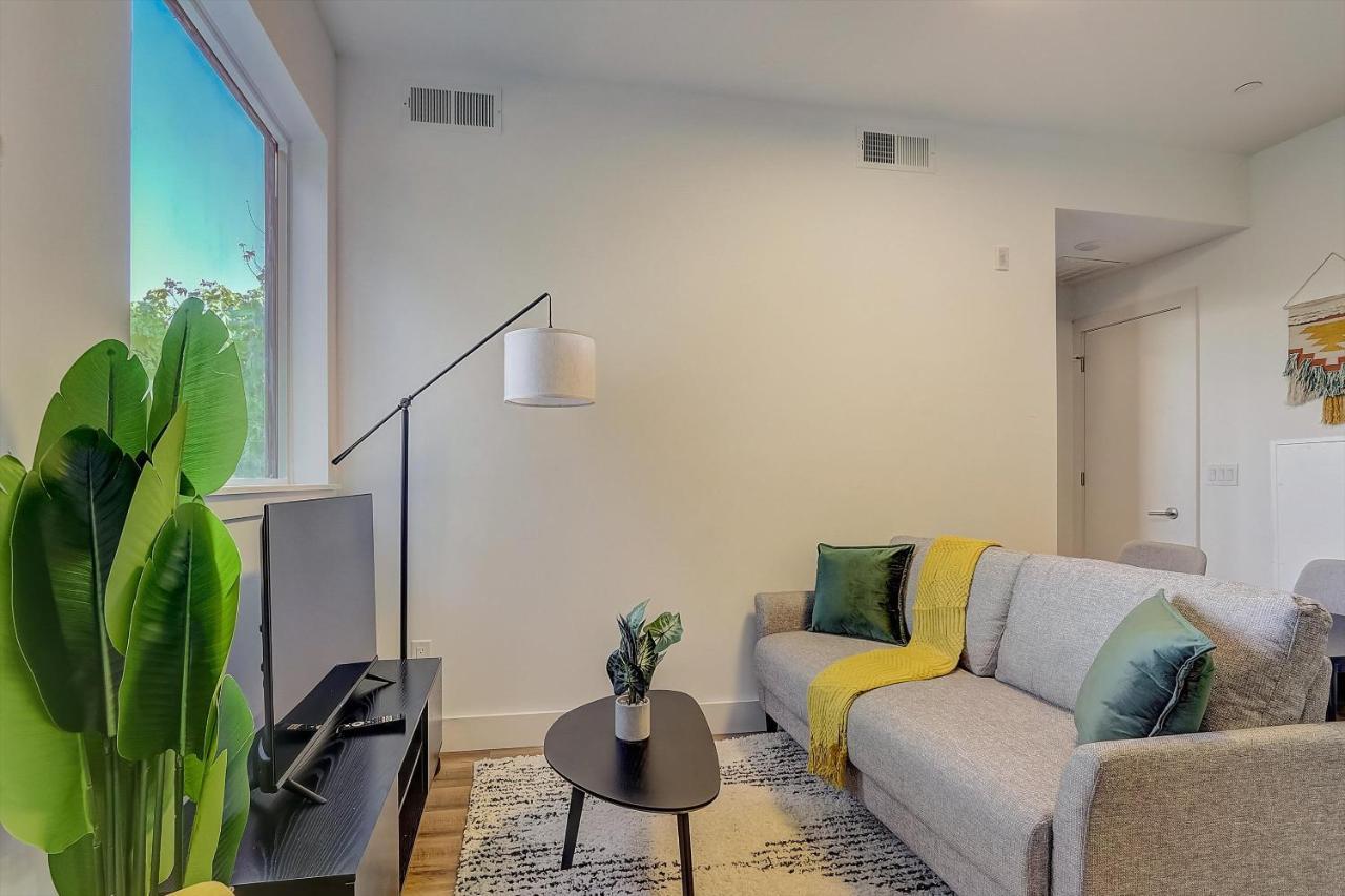 Frontdesk The Glenwood Apts Brewerytown Philadelphia 아파트 객실 사진